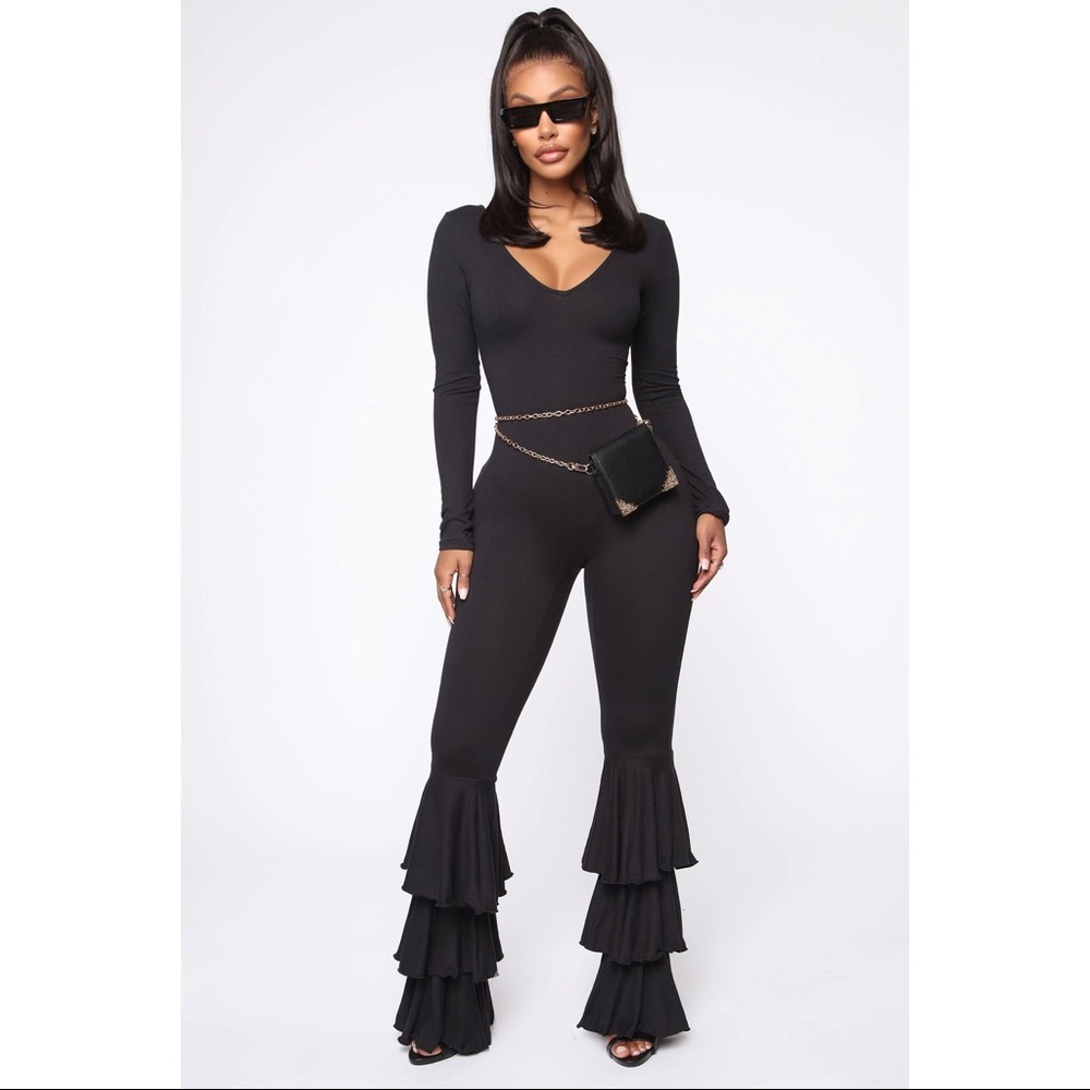 Fashion nova jumpsuit